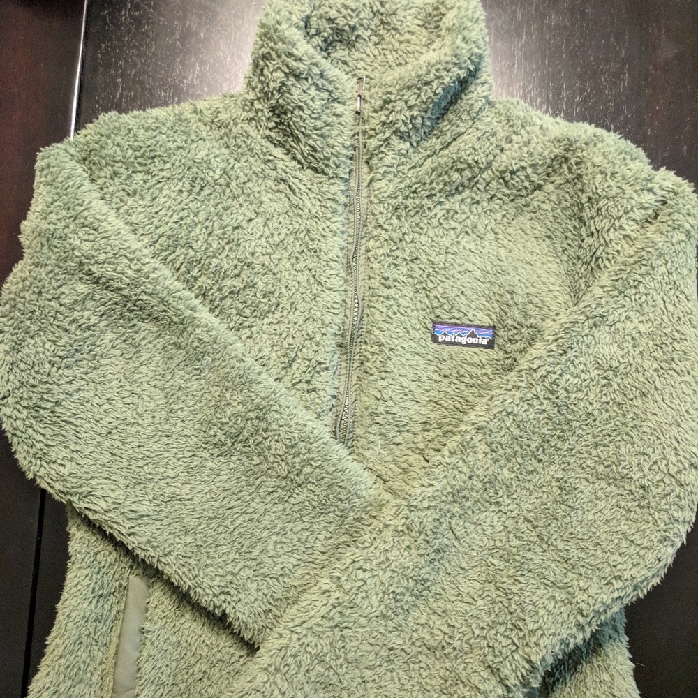 Patagonia Women's Olive Green Sherpa Half-Zip Jacket